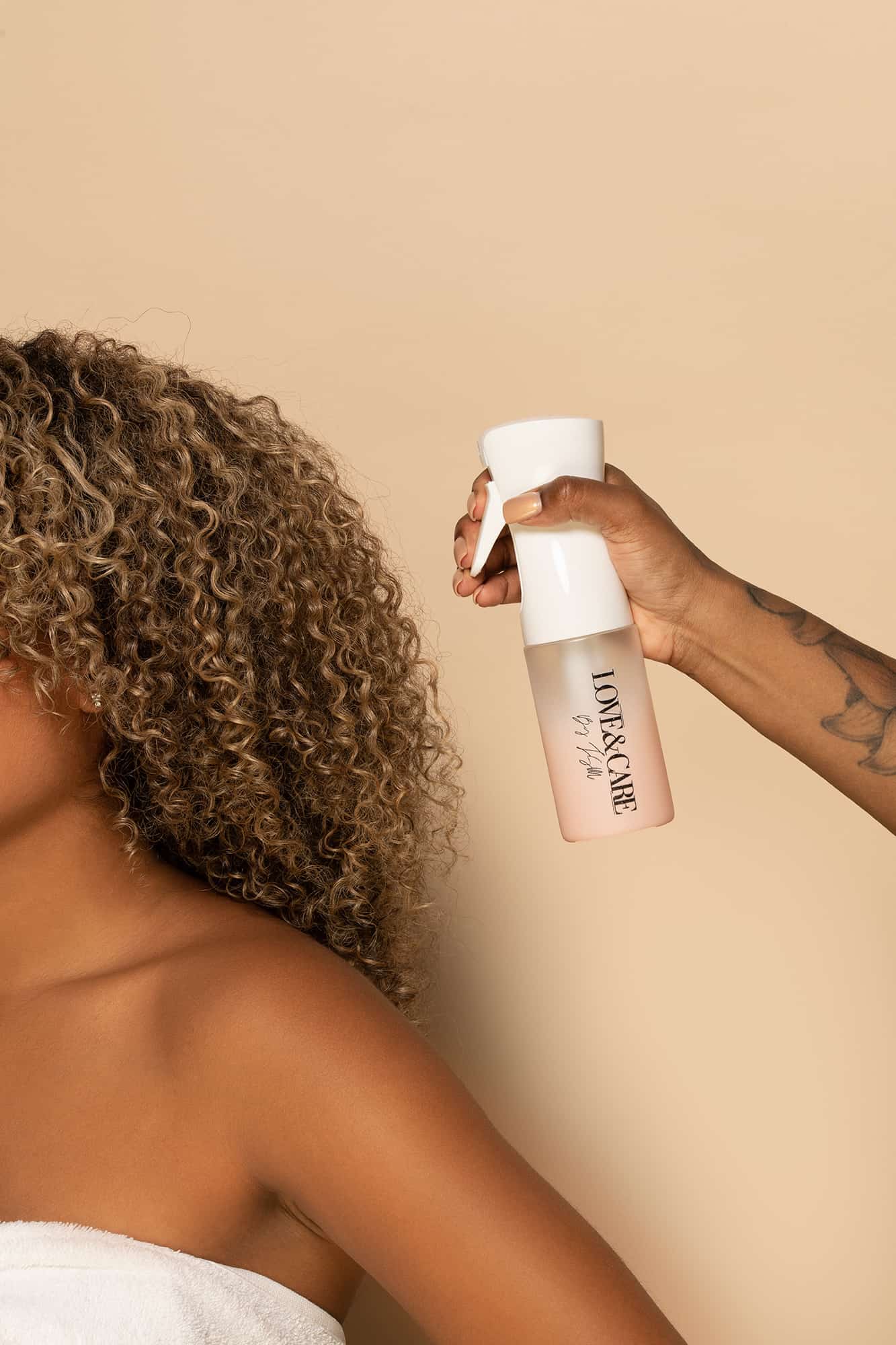 Kroeshaar verzorgen met natuurlijke haarproducten